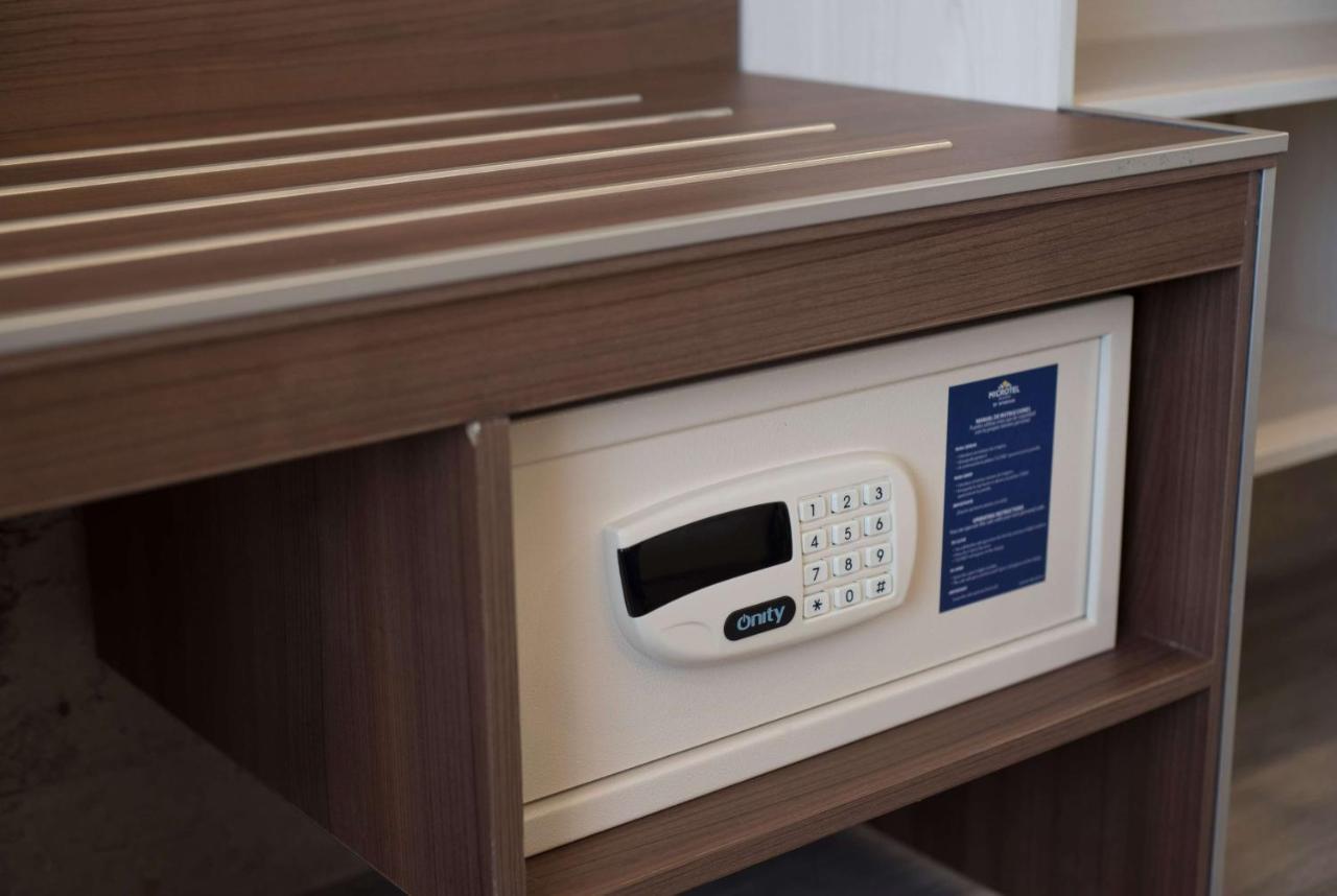 Microtel Inn & Suites By Wyndham Guadalajara Sur Palomar Екстериор снимка